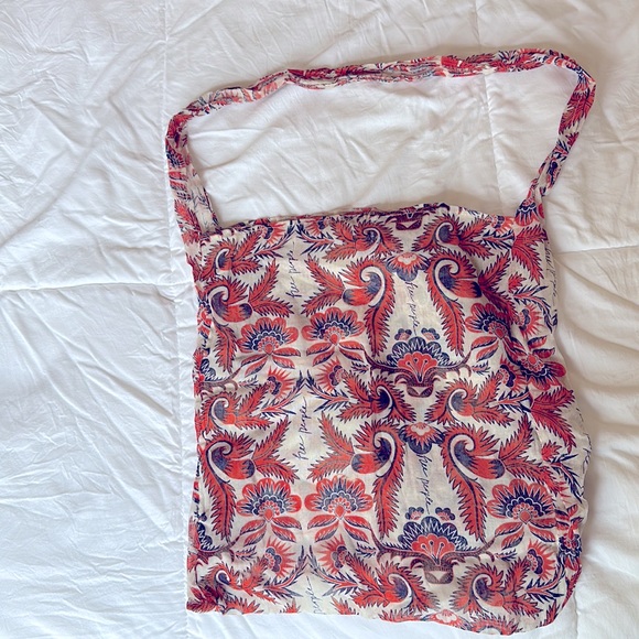 FREE PEOPLE brand BAG. shoulder bag. Thin patterned fabric. No closure. - Picture 10 of 10